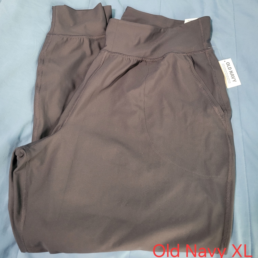 Old Navy Black High-Rise Performance Joggers